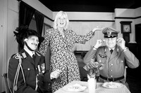 Allo Allo-001