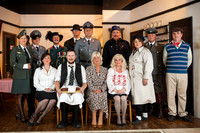 Full Cast-